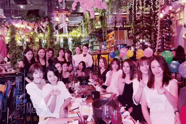 遇见音乐餐吧相似图 遇见音乐餐吧相似图