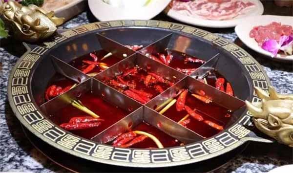 吃货福音，不用去重庆，在山东也能品尝到正宗麻辣火锅！