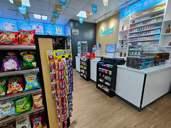 超市开店是总部给找店面吗？大概需要多少钱？