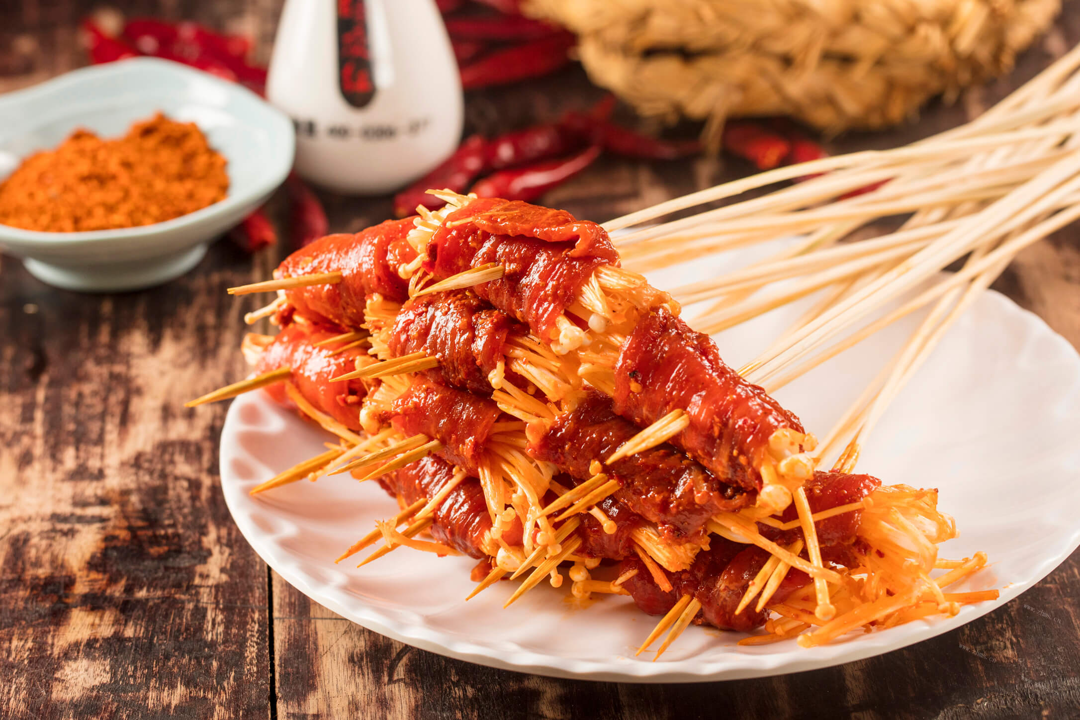串串请问加盟需要多少钱？包括所有的物料及操作流程