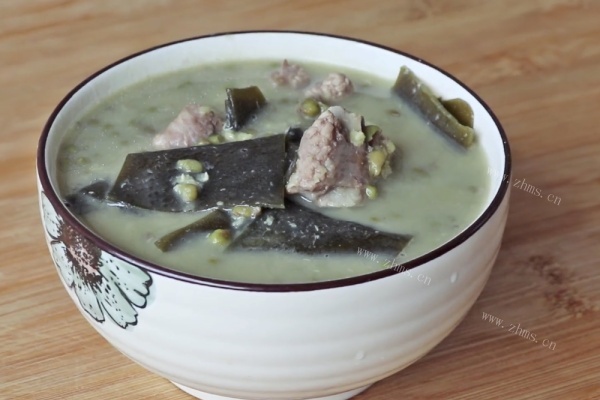 韩国人坐月子才吃的海带，我却这样做：海带绿豆排骨汤第十步