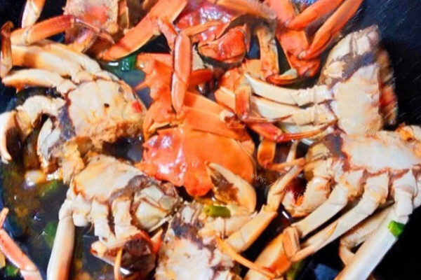 肉质鲜嫩，美味可口的煮螃蟹第五步