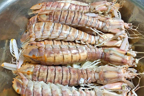 椒盐皮皮虾（虾爬子）才是最好吃的皮皮虾做法，皮皮虾我们走~第二步