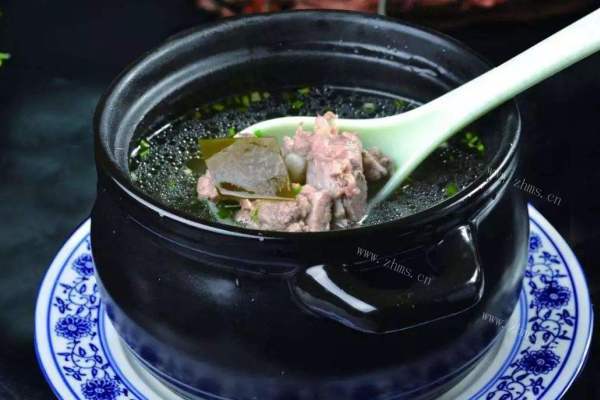 浙江传统名菜——海带排骨汤第六步