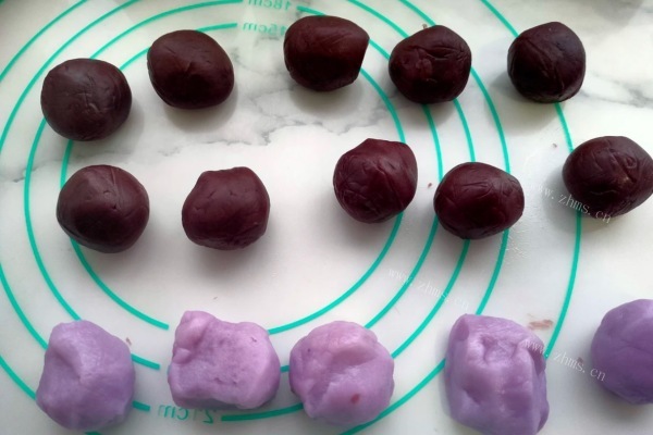 好吃不甜腻的紫薯冰皮月饼，无需烘烤做法更简单第六步