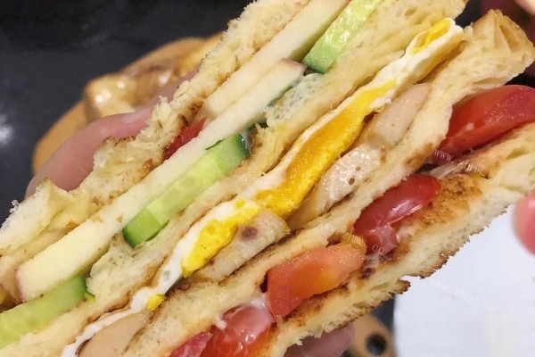 个人自制的简易早餐美味三明治第十步