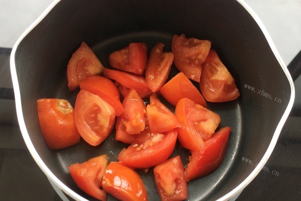 番茄排骨汤加土豆版第三步