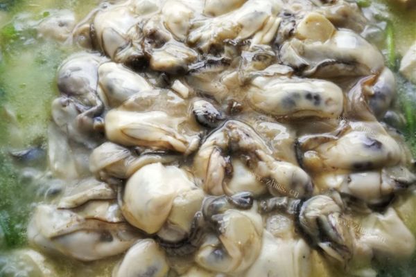 清新低脂的海蛎子炖豆腐，好吃还长不胖第七步