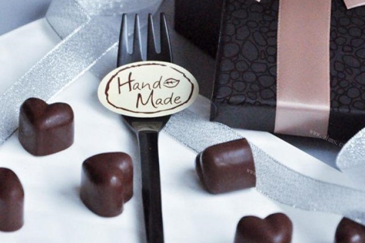 甜蜜的情人节礼物，你的手工巧克力做了吗？