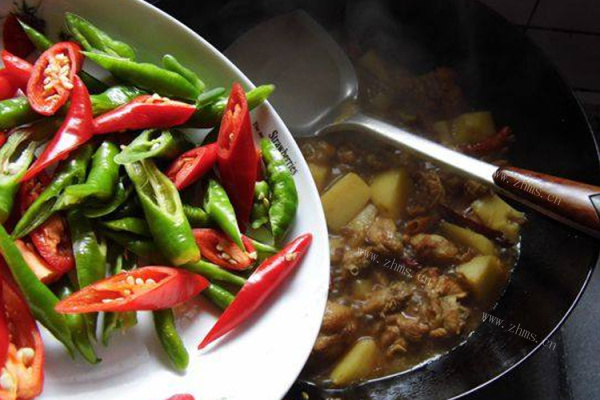 新疆菜中的“大哥”——大盘鸡第十一步