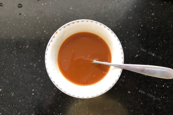 你绝对没吃过的家常菜——黑木耳香菇烧豆腐第五步
