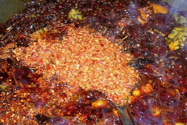 重庆火锅底料，让你的味蕾在麻辣中徜徉第十二步