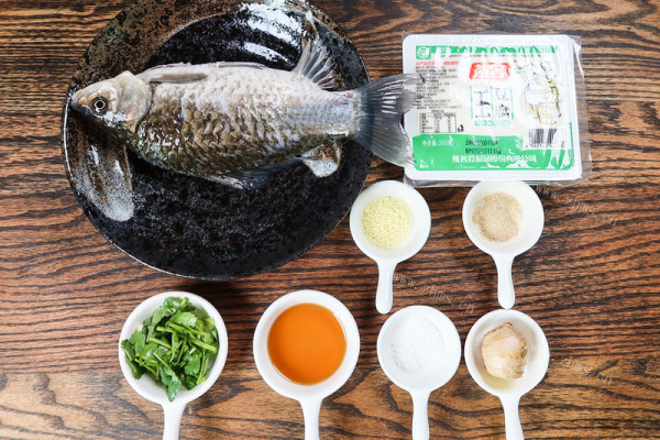 豆腐炖鱼，每一口都是家常味第一步