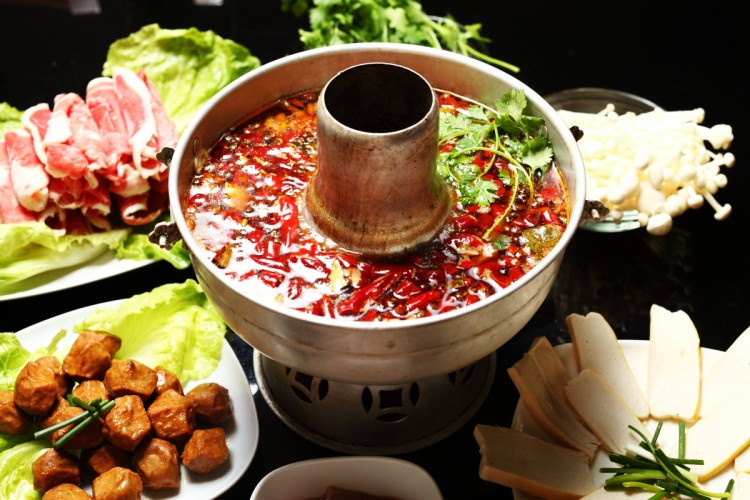 涮羊肉的做法(涮羊肉的做法步骤)