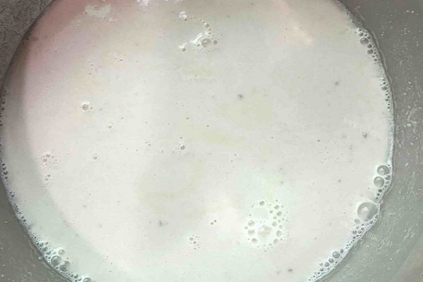 马蹄椰汁千层糕，淡淡的椰香甜而不腻第一步
