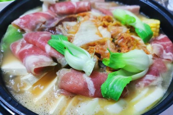 韩式肥牛火锅，美食爱好者的饕鬄盛宴第八步