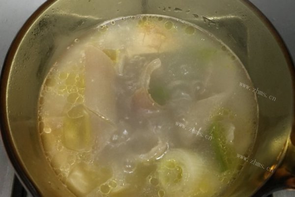 灌汤包中的“爱马仕”——蟹黄汤包第九步