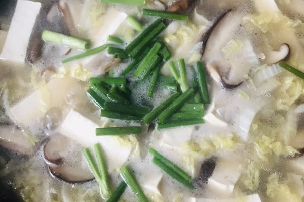 海蛎子豆腐汤，简单又美味第十一步