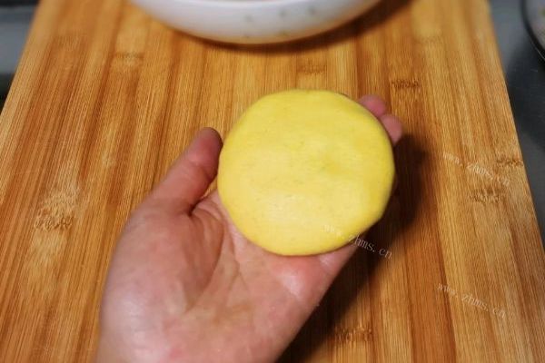 玉米馅饼，保持粗粮原本的味道第十步