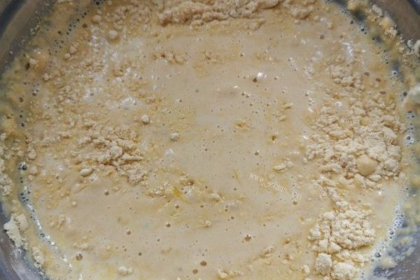 玉米粉怎么吃，当然是做成红豆玉米发糕最好吃啦第四步