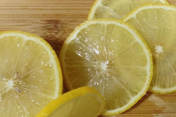 蜂蜜柠檬，承包一个夏天的饮料第四步
