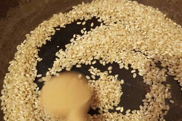 高粱米饭美味又营养第二步