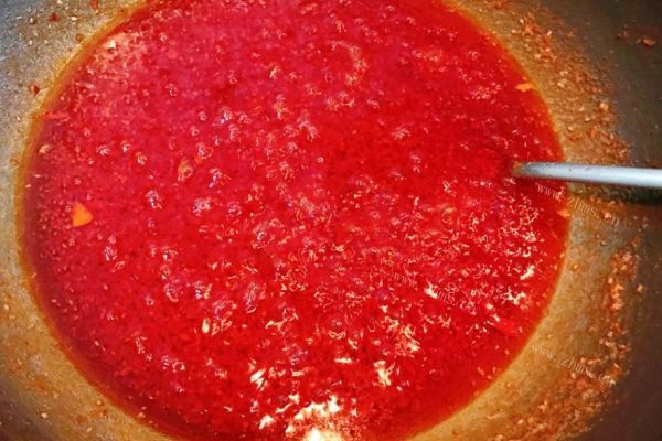 只要掌握了辣椒酱的制作，你就掌握了一道万能调味品第十一步