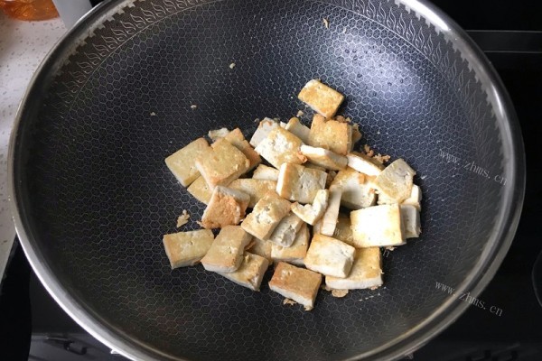 小白菜炖豆腐，简单又不失美味第五步