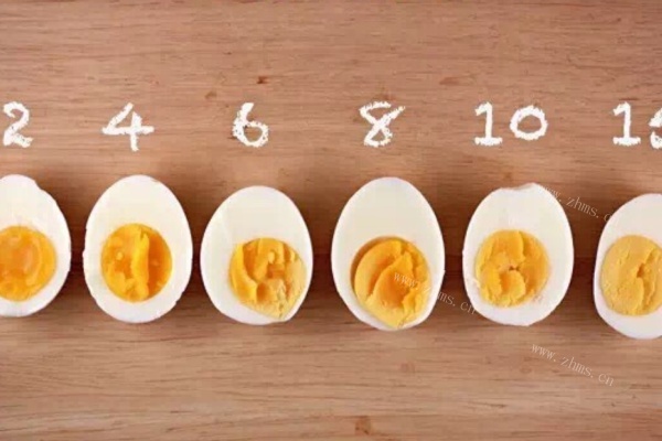 教你如何煮鸡蛋，蛋黄的状态由你定。第四步