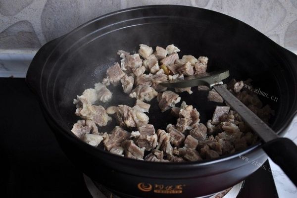 番茄牛腩面，无法抵挡的酸香诱惑第六步