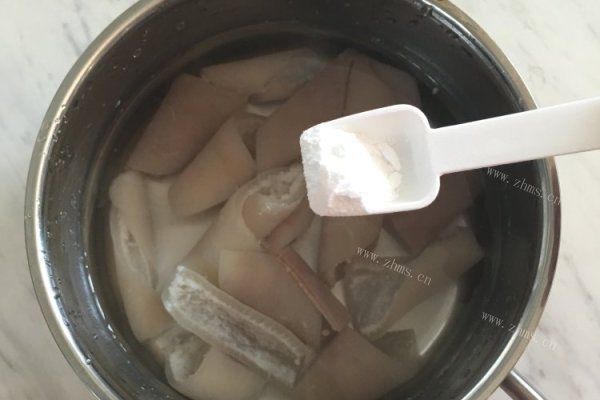 灌汤包中的“爱马仕”——蟹黄汤包第六步