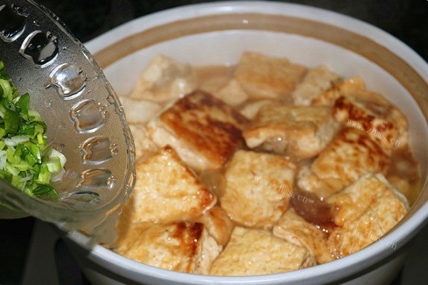 鸡汤炖豆腐，营养美味又下饭第十步