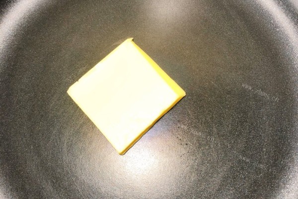 蘑菇奶油汤，奶香浓郁，好喝不腻第五步