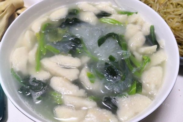 粉丝菠菜鱼丸汤，带你细品食材的原滋原味第十步