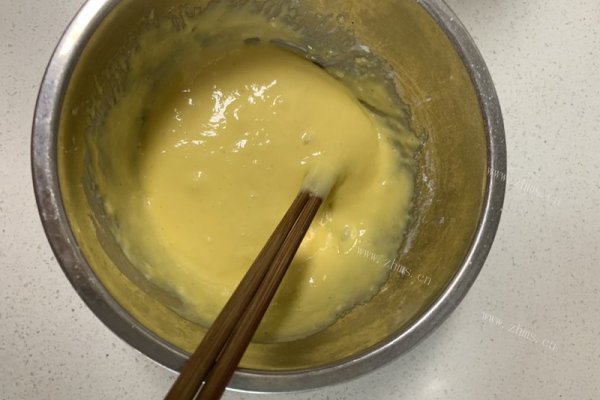 简易版微波炉做奶油蛋糕第三步