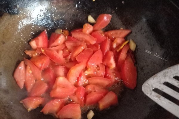 营养的西红柿炒芹菜第四步
