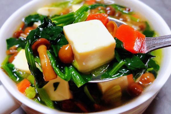 豆腐菠菜，营养搭配，好吃不贵第九步