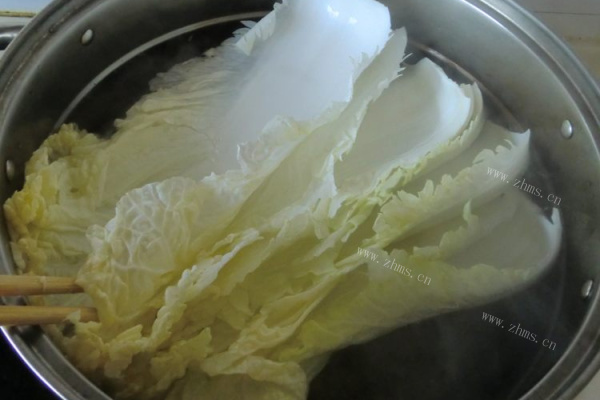 冬至吃饺子，在家自己做香菇白菜水饺第三步