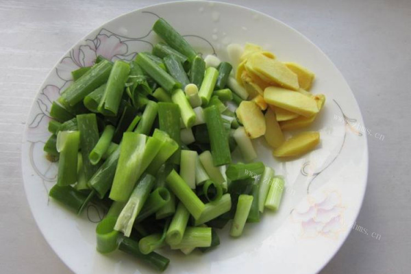 绿色的饺子——香菇猪肉菠菜饺子第七步