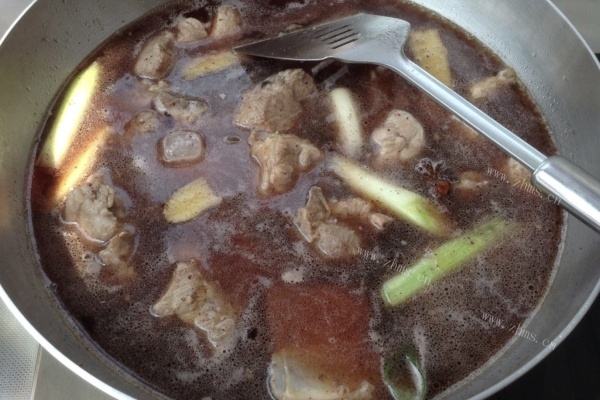 无锡肉骨头挑逗你的味蕾第五步