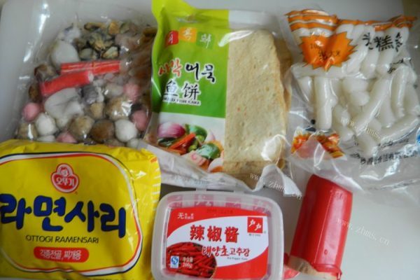 想吃韩式年糕火锅吗，这款做法超好吃！第一步