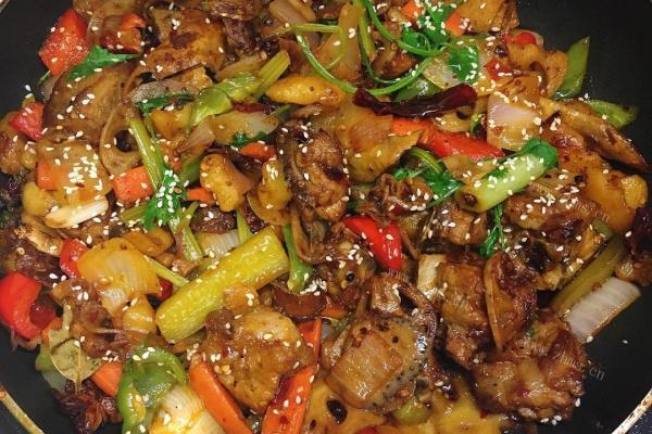 麻辣干锅酥肉，让味蕾体验夏日的火热第十步