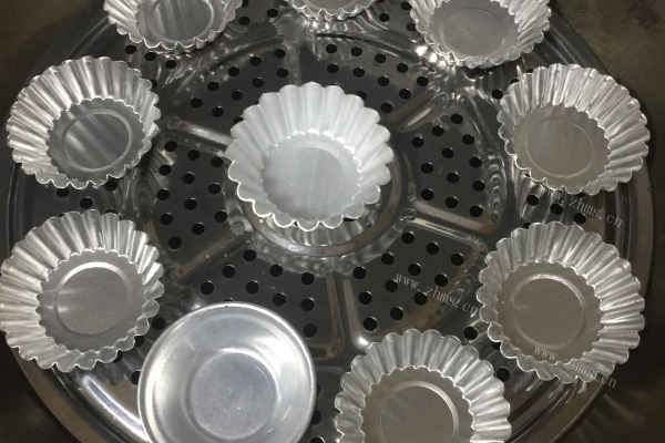 用马蹄粉做的马蹄钵仔糕第一步