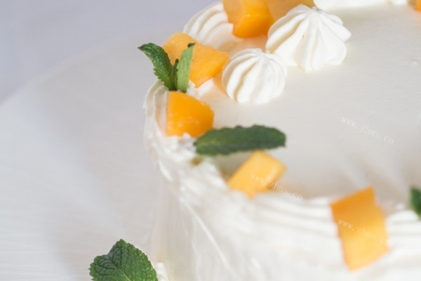 芒果味的天然奶油蛋糕第八步