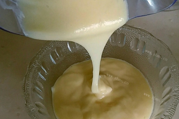 奶油土豆泥，入口绵软，奶香味浓郁，完全可以媲美肯德基的土豆泥第五步