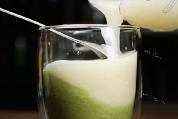 芹菜雪梨汁——你的夏日优选饮品第六步