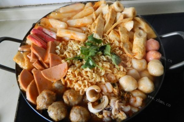 想吃韩式年糕火锅吗，这款做法超好吃！第十三步
