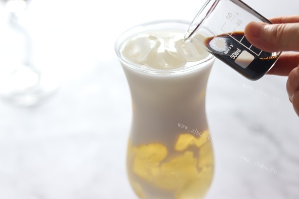 夏日撩人滋味——港式奶茶第十一步