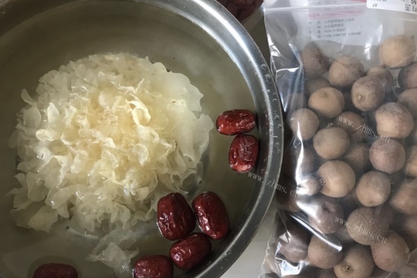 有了红枣枸杞桂圆汤，夏天再也不喝冰可乐了第一步
