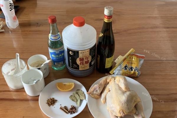 古蔺桂花鸡，陈皮和酒腌制入味，鸡肉细滑不塞牙第一步